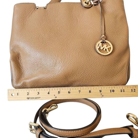 Michael Kors Acorn camel brown soft leather Anabelle crossbody hand bag - Picture 3 of 8